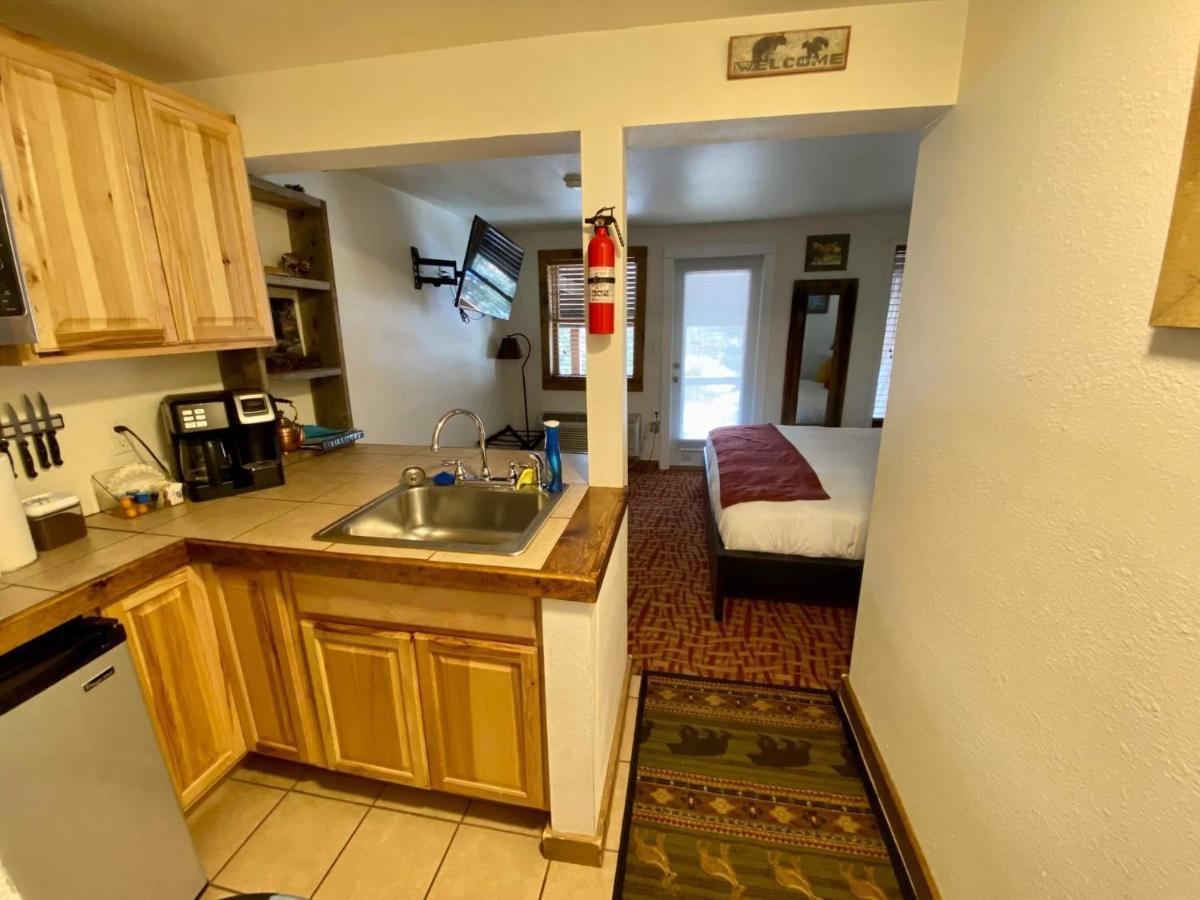 Green Mountain Falls Lodge Extérieur photo